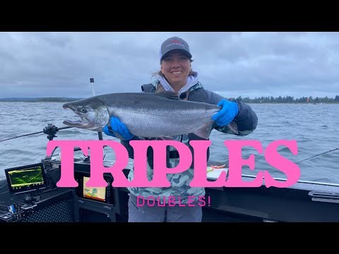 TRIPLES DOUBLES Lights Out Fall Chinook Fishing in Astoria OREGON