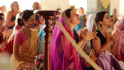 What AI predicts are the 15 best future scenarios for humanity