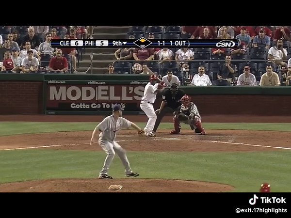 Jimmy Rollins Joins Phillies Wall of Fame