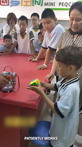 Robot Speed vs Human Skill #RubiksCubeBattle #RobotVsHuman #SmartKidChallenge | Fatafatnews