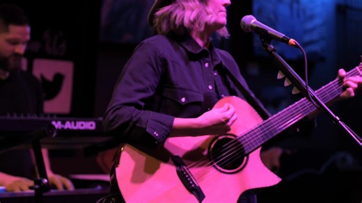 “I LOVE my Elixir Strings! They sound so bright and full, whether playing live or recording.” – Townsendtmusic Townsend plays Elixir Acoustic Phosphor Bronze Strings with NANOWEB Coating 13-56 #elixirstrings #guitarplayer #acousticguitar | Elixir Strings