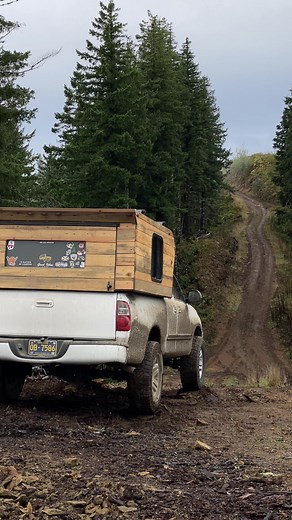 Finally had a chance to test my new diy camper shell this weekend. Sat solid on the trails and forest roads. #firstgentundra #1stgentundra #pnw #diycamper #oregon #raincamping #truckbedcamper #truckbedcamping
