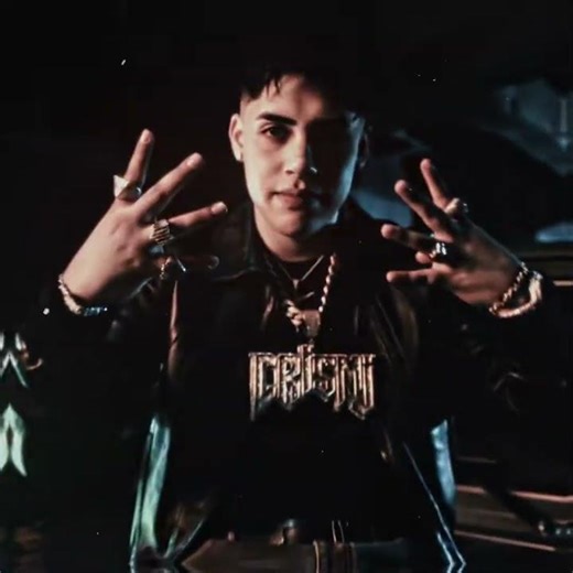 STOP SCROLLING 🛑 GATA ONLY Official 4K Video – FloyyMenor x Cris MJ (Best Quality)