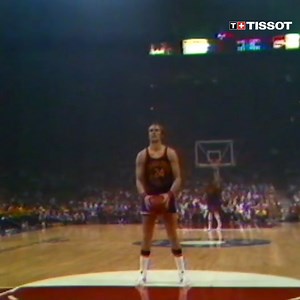 150K views · 3.8K reactions | 35 years ago today, the number 24 was retired by the Golden State Warriors. An all-time great scorer and a member of the NBA 75 list, his free throw form remains the most iconic in NBA history. Tissot || Moments in Time | Golden State Warriors | Facebook