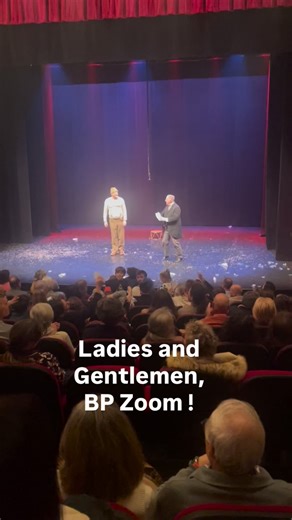 13 reactions | BP Zoom - Mélange 2 temps. Ils sont drôles, émouvants et sensibles et ils nous ont offert un magnifique spectacle 﫶#villedesaintandrelesvergers #saintandrelesvergers #espacegerardphilipelagrange #bpzoom | Espace Gérard Philipe / La Grange | Facebook