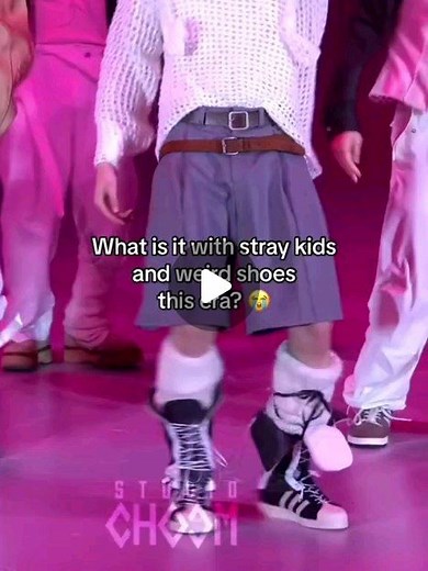 malta 🦁 Leo ALD1 | Felix's look like alien shoes 👾 Thanks for 1M 🙏🏻 ☆ no bad intentions ☆ ▪︎"Different? No I'm unique"▪︎ ☆ #straykids #skz #skzedit #felix... | Instagram