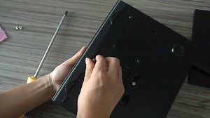 Watch How to install the hard drive? on Amazon Live