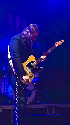 Ripping at @bluesalivefestival in the CZECH REPUBLIC | Matthew Stubbs & The Antiguas