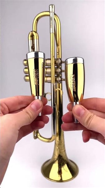 ORIGINAL MARTIN COMMITTEE DELUXE TRUMPET with two different mouthpiece boosters #kgumusic #trumpet