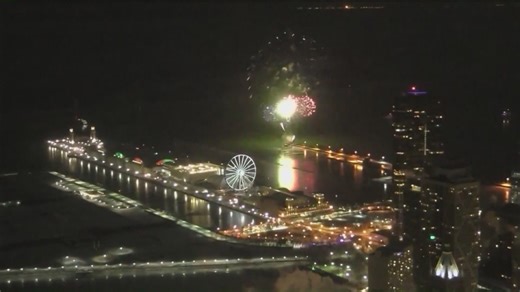 New Year's Eve in Chicago: Revelers across the city ring in 2025