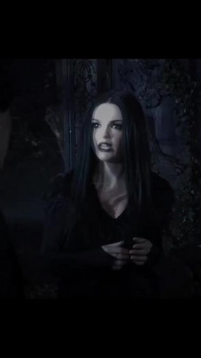 Young morticia and Gomez #morticiaaddams #gomezaddams #foryoupage | morticia addams