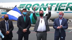 ¡Frontier Airlines ya está El Salvador! 🇸🇻✈️🇺🇸 La aerolínea estadounidense inició sus operaciones en nuestro Aeropuerto Internacional, ofreciendo a los salvadoreños vuelos a bajo costo.🙌🏻 | CEPA