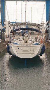 “This is how you launch a sailboat (it’s not so easy) ⛵️🔥” #romeosailing #sailing #sailboat