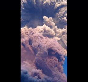 Ash cloud stretches 32,000ft as Mount Lewotobi volcano erupts