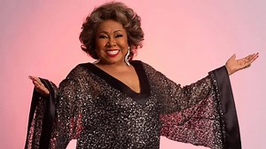 Alcione completa 75 anos; Relembre sucessos e raridades da cantora