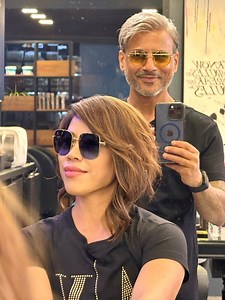 41K views · 528 reactions | “An absolute honour to give a haircut makeover to the legendary Mary Kom! @mcmary.kom ‍♀️ Humbled to have this powerhouse on my cutting chair. Just like in the ring, she carries strength, grace, and style effortlessly! 壘✨ @mcmary.kom @aalimhakim #MaryKom #HairMakeover #Honored #AalimHakim #ChampionStyle” | Aalim Hakim | Facebook