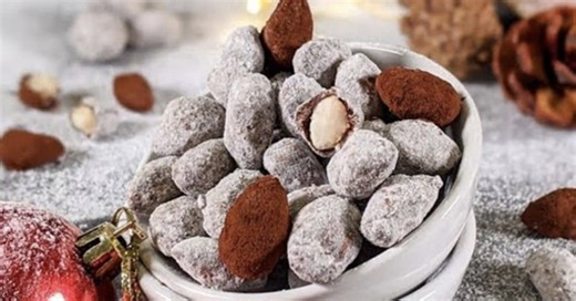 Festive Chocolate Almonds You Can Make at Home