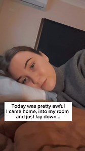 31K views · 1.2K reactions | It's like he knows...when dinner is. | Hamlet The Parrot | Facebook