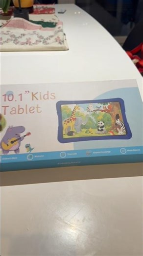 Je teste une tablette tactile pour les enfants #tablette #shorts￼