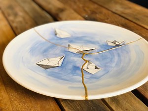 Te enseñamos cómo hacer Kintsugi, con piezas de cerámica, con este completo kit - Marphil Tienda Cerámica