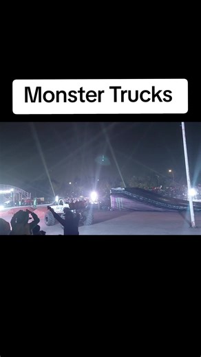Explosive Monster Trucks Show in Chalco