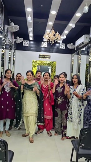 Agar aap bhi April batch me admission lene ka soch rahe ho, toh ab delay mat karo Call now8607022646