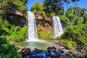 11 Best Waterfalls near Chennai within 100/200/300 Kms