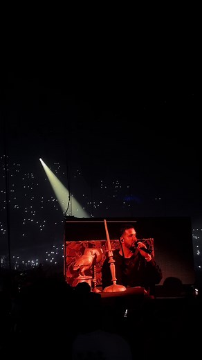 Drake's Passion Fruit Live Performance in Perth 2025