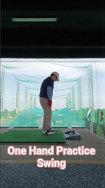 How to do one handed golf practice swing