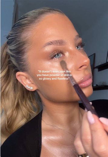 Transform Your Makeup with This Setting Powder Technique