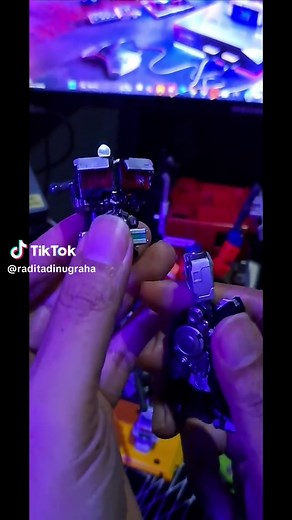 Nemesis Prime woth metallic paint and glowing eyes! Who else should I build? mention in comment! @blokees.official @ohsomelovelytoys #transformers #blokees #optimusprime #nemesisprime #autobots #decepticons