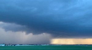 WOW! Spectacular storm display yesterday across Frederick, Maryland as severe weather moved through the area! Permission: Tim Grooms | Live Storm Chasers
