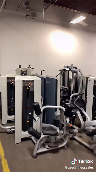 Welcome to UsedFitnessSales warehouse. 40,000 square feet of commercial grade equipment at your disposal #fitness #gym #gymequipment #usedfitness