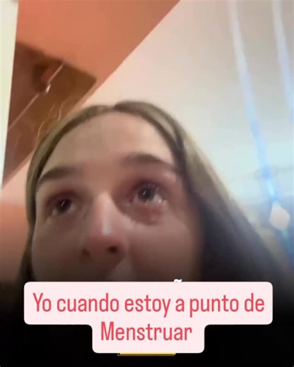 Constanza Anzola | Coach Cíclica & Ginecología Natural | Los días previos a la menstruación los niveles de progesterona son tan altos que conectamos con la tristeza, La angustia Y el dolor,... | Instagram