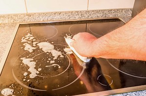 Can Revere Ware Be Used on Glass-Top Stoves?