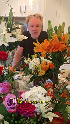 Yes, I teach every American School of Flower Design Class across the country. #flowers #florist