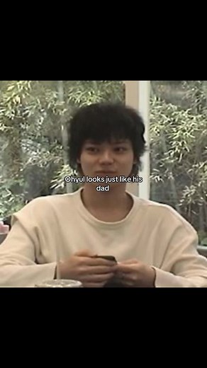 Before commenting, please keep in mind that Ohyul’s father is a well-known artist in Korea and was already famous before Ohyul even debuted. Also, both Ohyul’s father and older sister have publicly shared photos of him on their respective social media accounts. Their accounts are public, and none of the photos were blurred or hidden. I simply reposted a photo that was already shared on his older sister’s account. #lngshot #fyp #ohyul