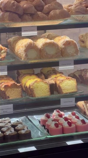 Food items at Peet’s coffee#food #bakery ##peetscoffee #short