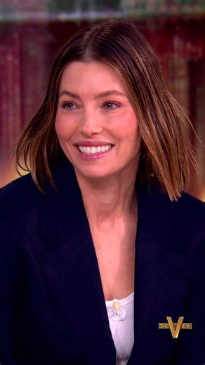 'The Better Sister' star #JessicaBiel shares her reaction to setting the internet ablaze with her shower eating! 😂 #TheView