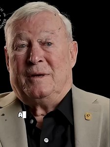 Vietnam Vet Relives Horrific Helicopter Crash #veterans #warstories #WWII #history #Chosin #Reservoir | Veterans Stories WWII