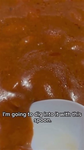 Digging into a circular cockroach nest￼