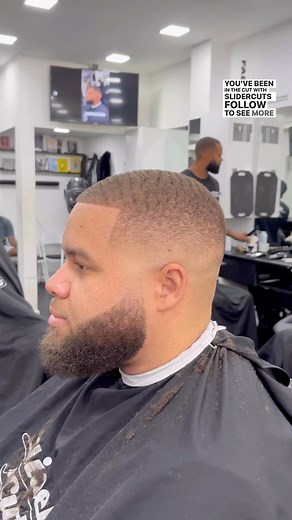 67K views · 5.8K reactions | Barber instructional tutorial for you to watch and follow! Powered by @fresha Client @blackeatsldn #Slidercuts #slidercutsstudios #fresha #blackeats | SliderCuts | Facebook
