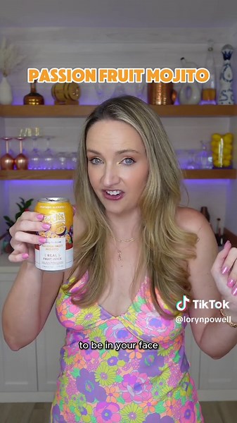 Trying Welch’s Cocktails 🍇 If this made you think of that 90s commercial, you must try them! #seltzpert #welchs #cocktails #millenials