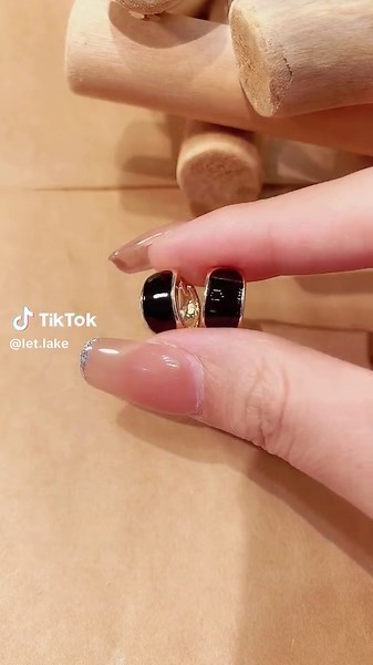 #ต่างหู #เครื่องประดับ #เครื่องประดับหัว #สร้อยคอถุงโชคดี #กำไลมือ