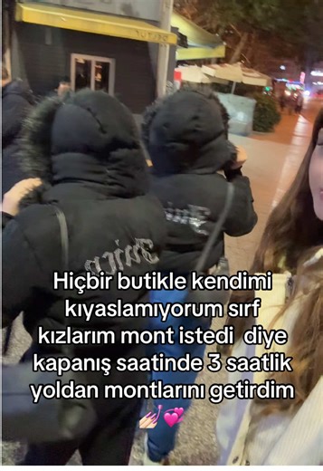 Bella Hadid'in GQ Modeli Ödülü ve Kadınların Moda İhtiyaçları