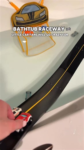 Melissa Kate | Kids Activities & Fun Play Ideas on Instagram: "Comment TRACK for links! Ok this is SO much fun and your kids will want to take a bath every night 🤣 coolest gift or stocking stuffer for our car and truck fans. As a mom of two boys, this is the best bath toy I've found 🙌🎉 #boymom #kidsactivities #giftguides #amazon #amazonfinds"