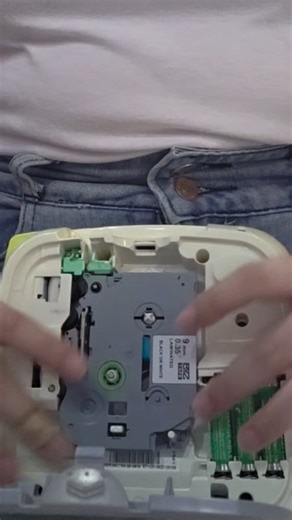 Keep your things organized and professional with the Brother PT-D210 Label Maker! 💼 Perfect for small businesses, office setup, and DIY labeling easy to use, sleek, and worth it! 💪 #LabelItLikeAPro #BrotherLabelPrinter #SmallBusinessPH #TikTokMadeMeBuyIt #OrganizeWithMe | Andrea Ferrer Alog