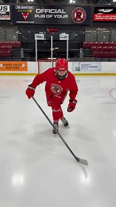 2.6K views · 324 reactions | Love this crossover progression! Utilizing bubbles to move into a crossover is an advanced progression! She does a great job of extending her outside edge in the crossunders!  • • • #totalspeedhockey #hcskillscoach #menshockey #juniorhockey #elitehockey #collegehockey #hockey #hockeydevelopment #hockeytraining #womenshockey #youthhockey #skating #learntoskate | Total Speed Hockey | Facebook