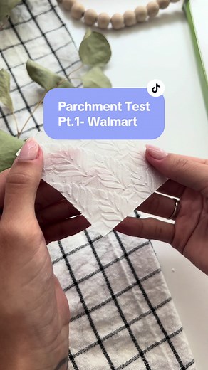 ⤵️Starting this new series to test out different brands of parchment paper with my embossing plates to see what works best for cookie decorating! This Walmart brand parchment was super thick. Much more stiff than what I usually use so it ended up taking a little more time pressing and rubbing the plates together to get a clear imprint. In the end it turned out okay! It’s a good back up for if I ever run out of the other brand I use! All brands of parchment come in different thicknesses, textures