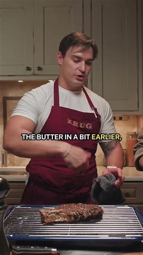 How pro chefs baste steak in a restaurant #cheftips #cookingtips